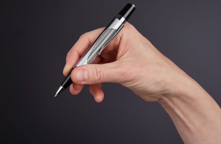 how-ballpoint-pens-changed-the-world-streamline